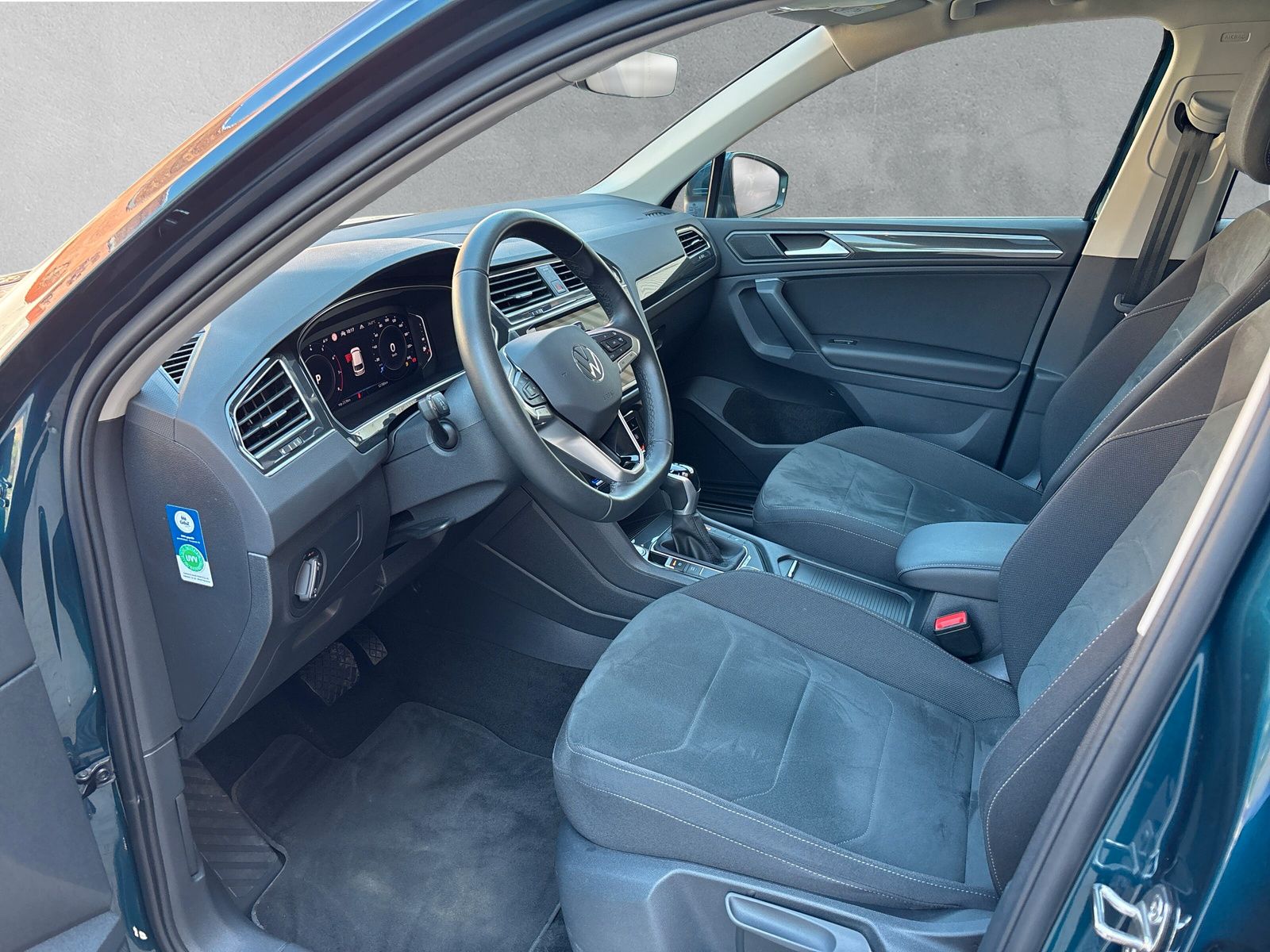 Fahrzeugabbildung Volkswagen Tiguan 2.0 TSI 4Motion Elegance PANO Keyless PDC