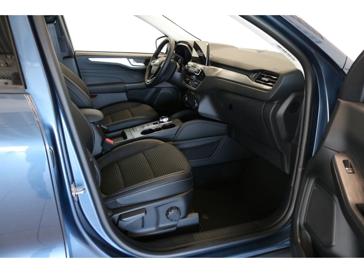 Fahrzeugabbildung Ford Kuga Titanium X 2.5 Duratec -PHEV EU6d