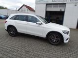 Mercedes-Benz GLC 250 4M AMG Line Panoramadach, LED, Navigatio - Mercedes-Benz GLC 250 Gebrauchtwagen in Frankfurt