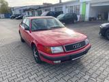 Audi 100 - Audi 100 mit Benzin-Antrieb: Limousine