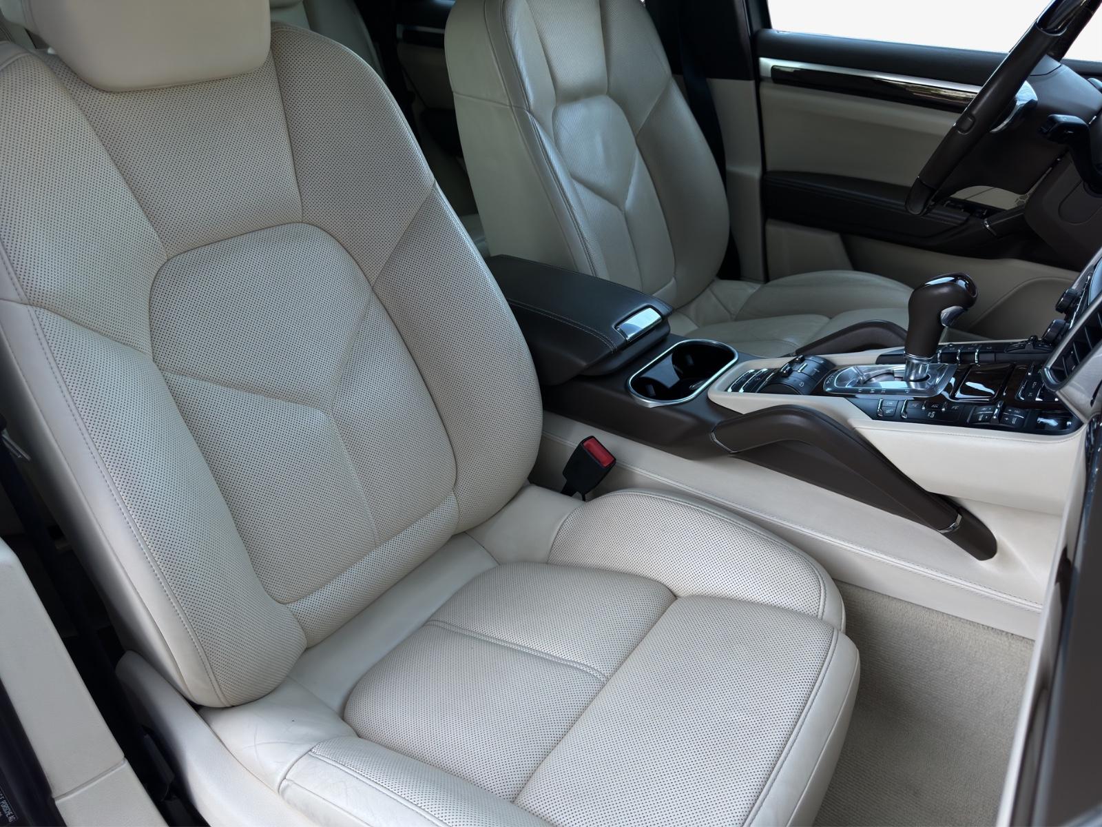 porsche Cayenne Turbo 4.8 V8 500ch- 1 ère main - Suspension pneumatique - Bose - Siège ventilés