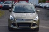 Ford Kuga Titanium 4WD AUTOMATIK VOLLAUSSTATTUNG - Ford Kuga aus 2013