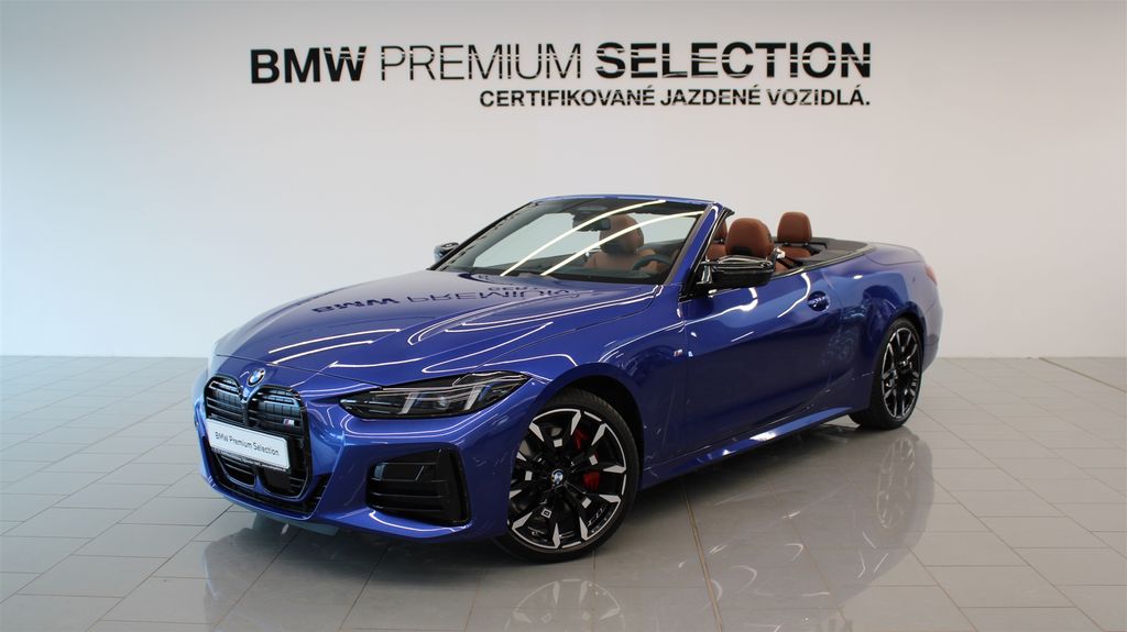 BMW M440i xDrive Convertible