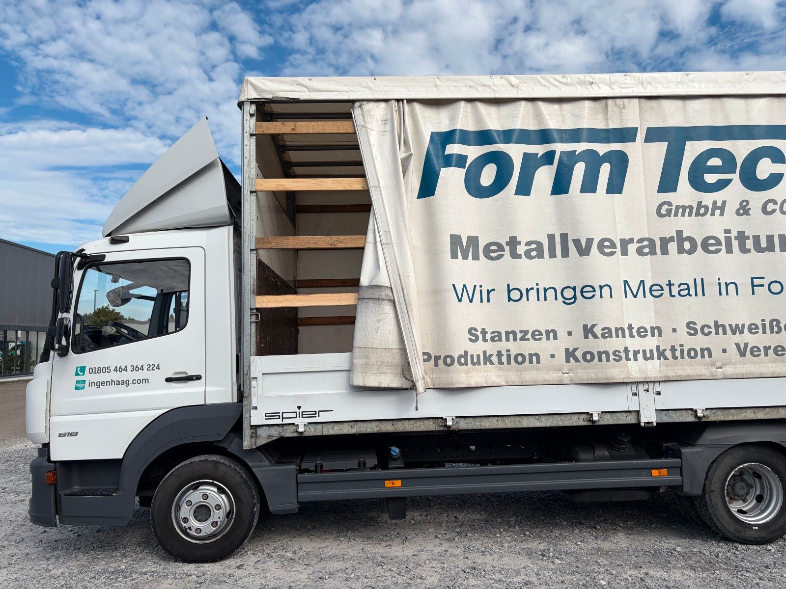 Fahrzeugabbildung Mercedes-Benz Atego 818 L Curtainsaider AHK Tempm.