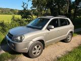 Hyundai TUCSON 2.0 GLS, AHK, Klima, 4 WD, ... - Hyundai TUCSON aus 2005