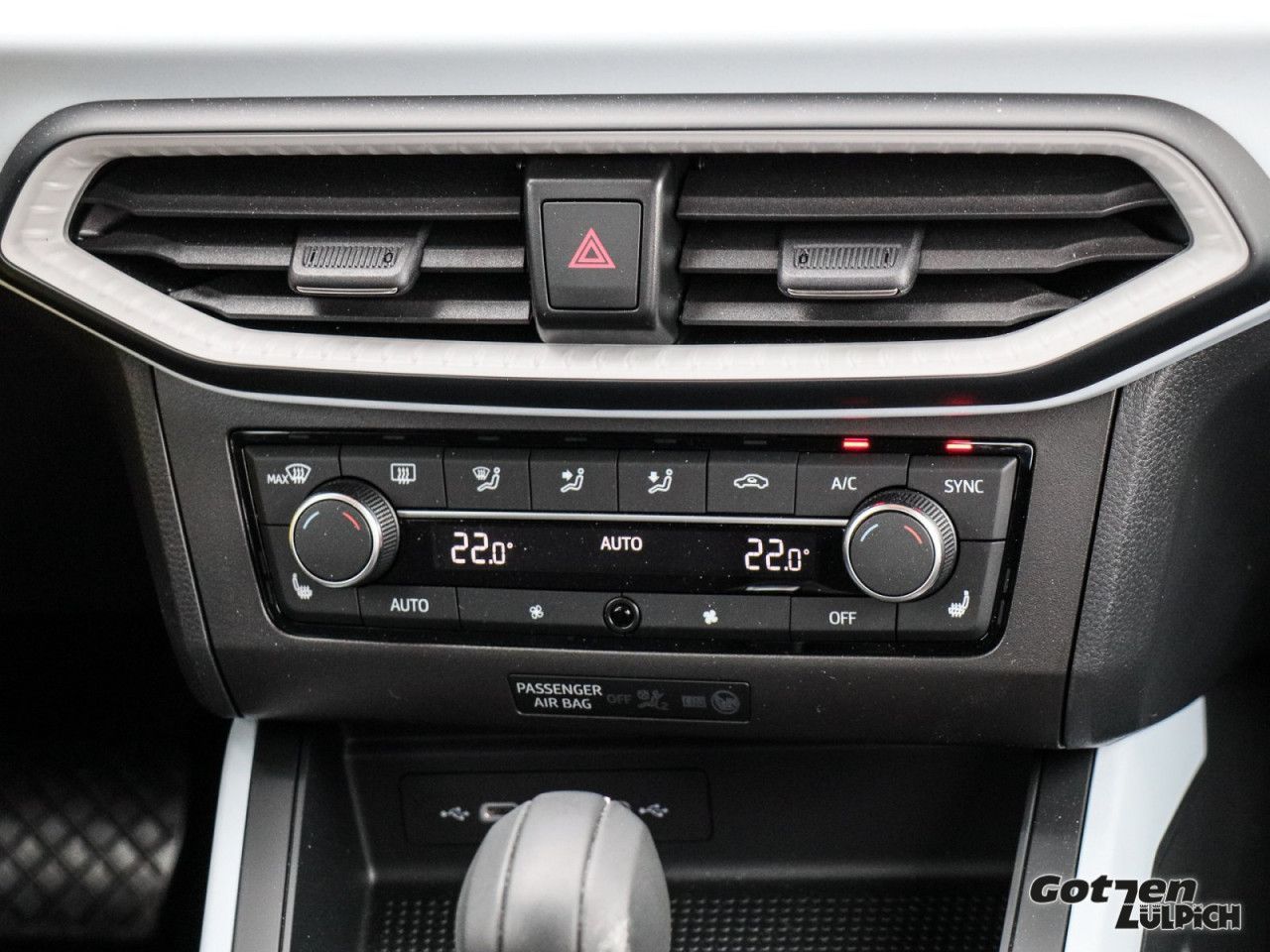 Fahrzeugabbildung SEAT Arona Style 1.0 TSI DSG LED App-Connect Winter