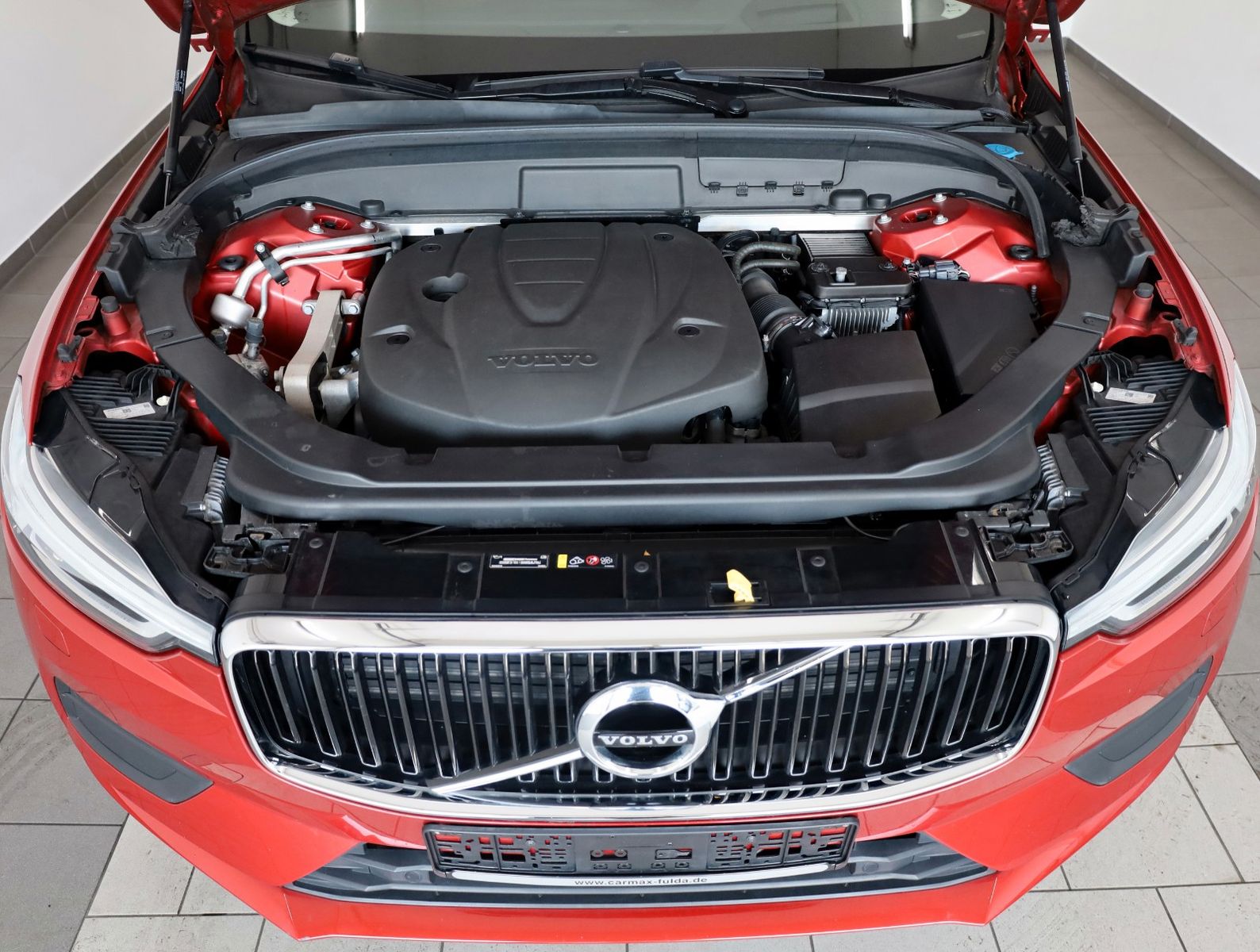 Fahrzeugabbildung Volvo XC60 Momentum Pro,Leder,Navi,Kamera,HUD,ACC,Pano