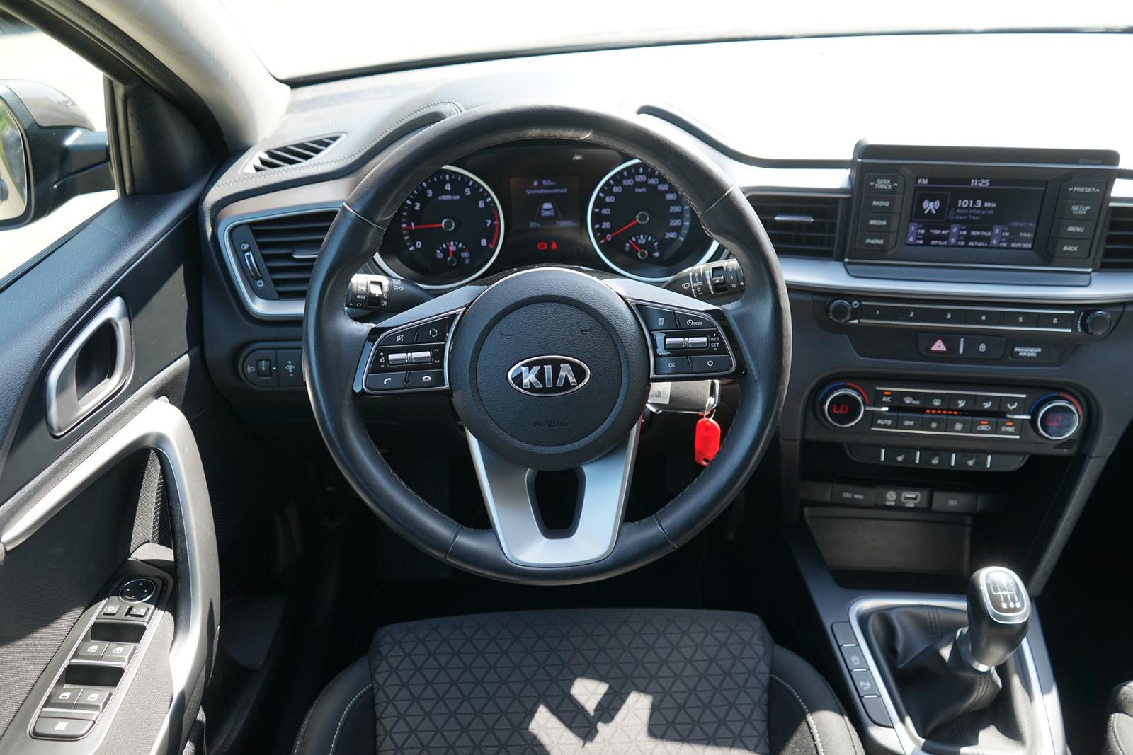 Kia Ceed SW 1.4 T-GDI Vision Sitzheizung Klimaaut.
