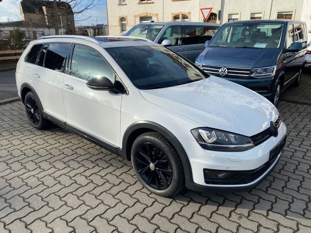 Volkswagen Golf VII Alltrack Variant BMT 4Motion Panorama