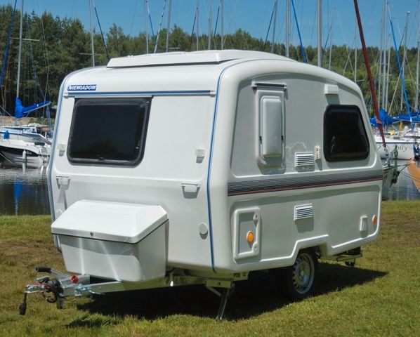 Niewiadów Wohnwagen Niewiadow 750kg N126ET Camper TOILETTE