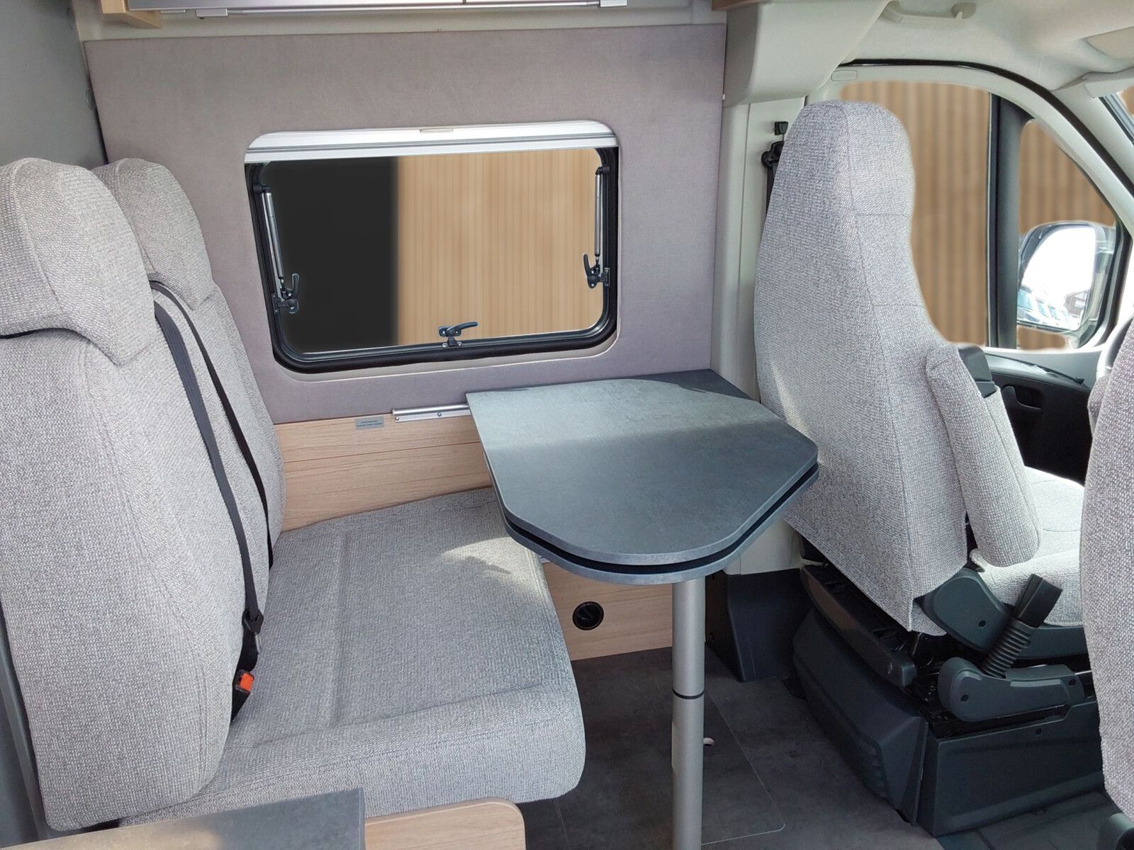 Fahrzeugabbildung Pössl Trenta 600 Citroen 140 PS Markise,Solar,Lithium