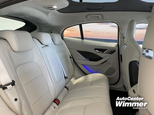 Foto Nummer 6: JAGUAR I-Pace