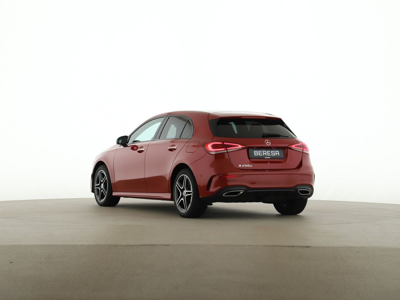 Mercedes-Benz A 250 e AMG Night MBUX Distronic Kamera LED Navi foto 5