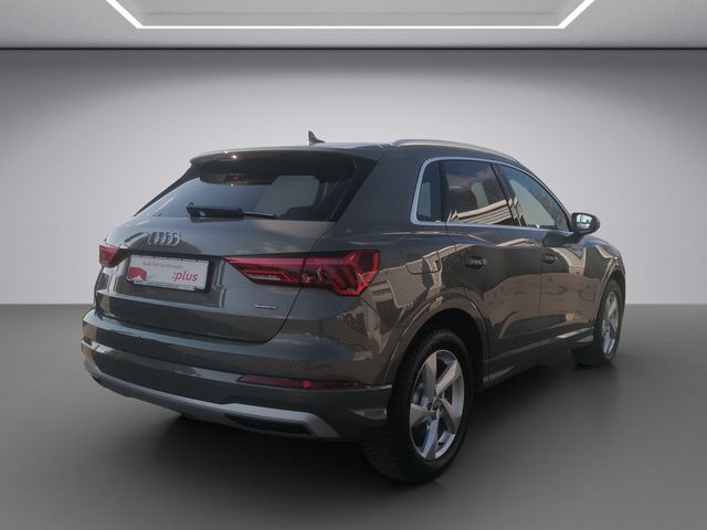 Q3 40 2.0TFSI quattro 140kW advanced, LED, Navig