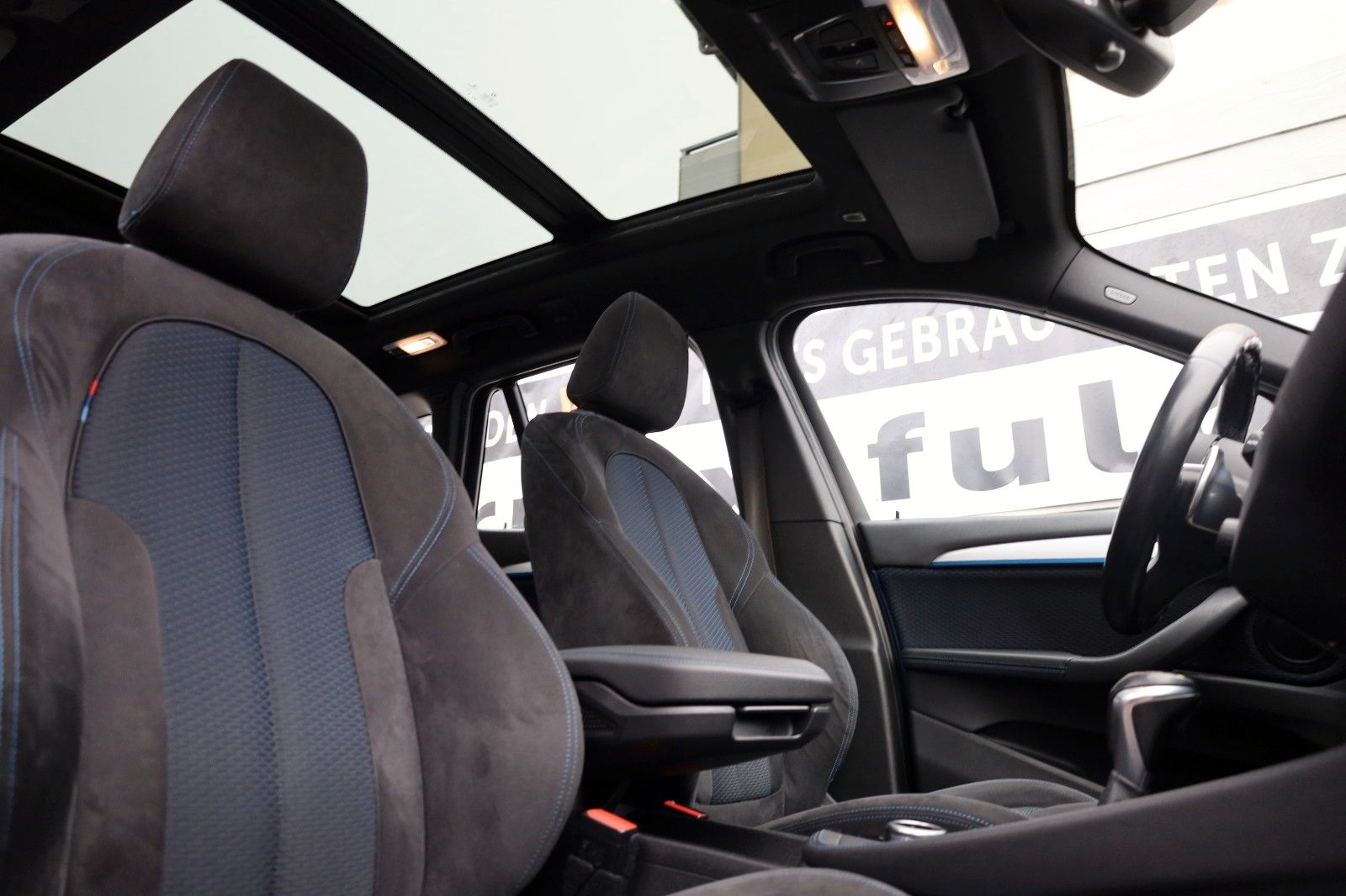 Fahrzeugabbildung BMW X1 xDrive 20d M Sport Alcant.,Navi,LED,Panorama