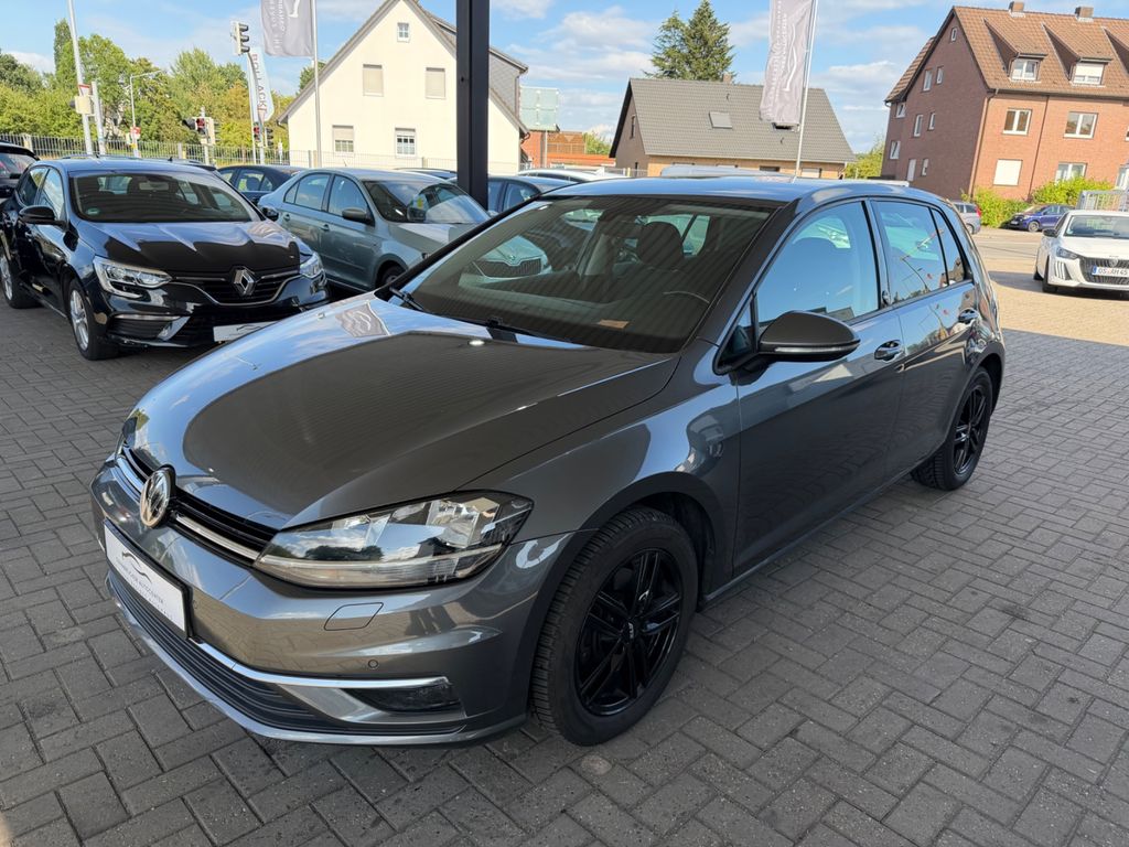 Image of Volkswagen Golf