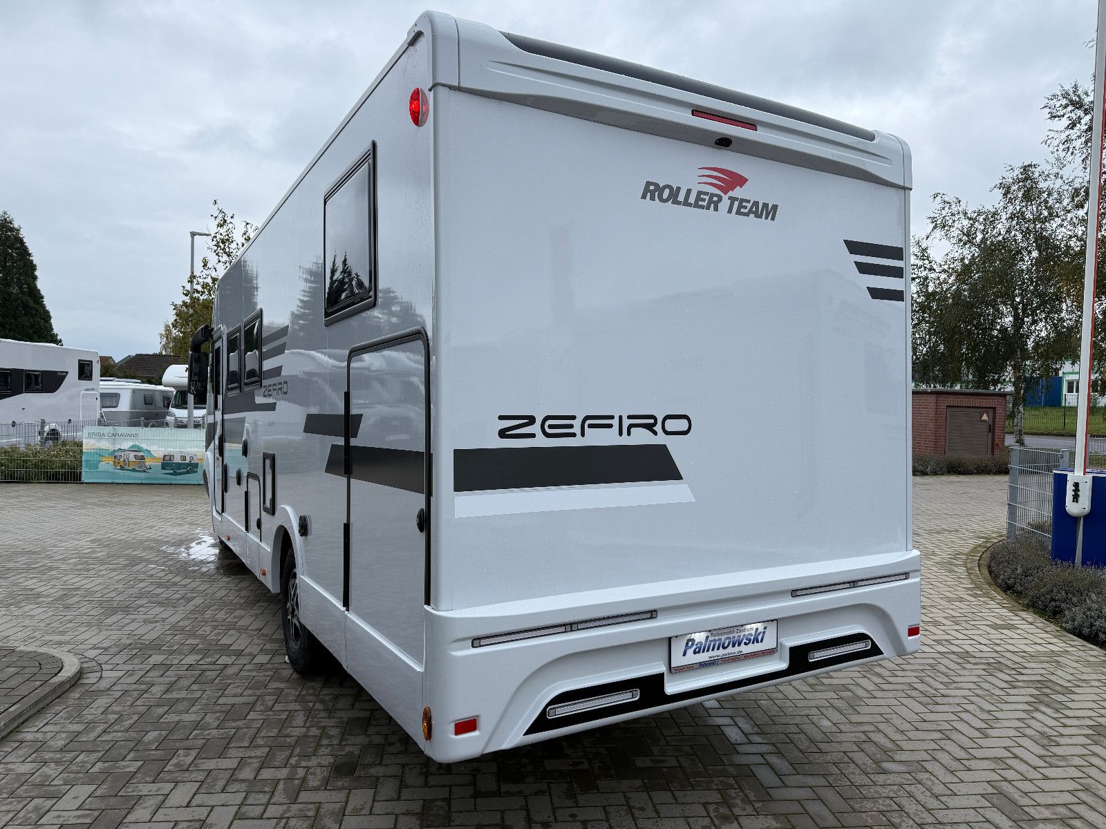 Fahrzeugabbildung Roller Team Zefiro 287 TL Integral - Modell 2026 - MEGA DEAL