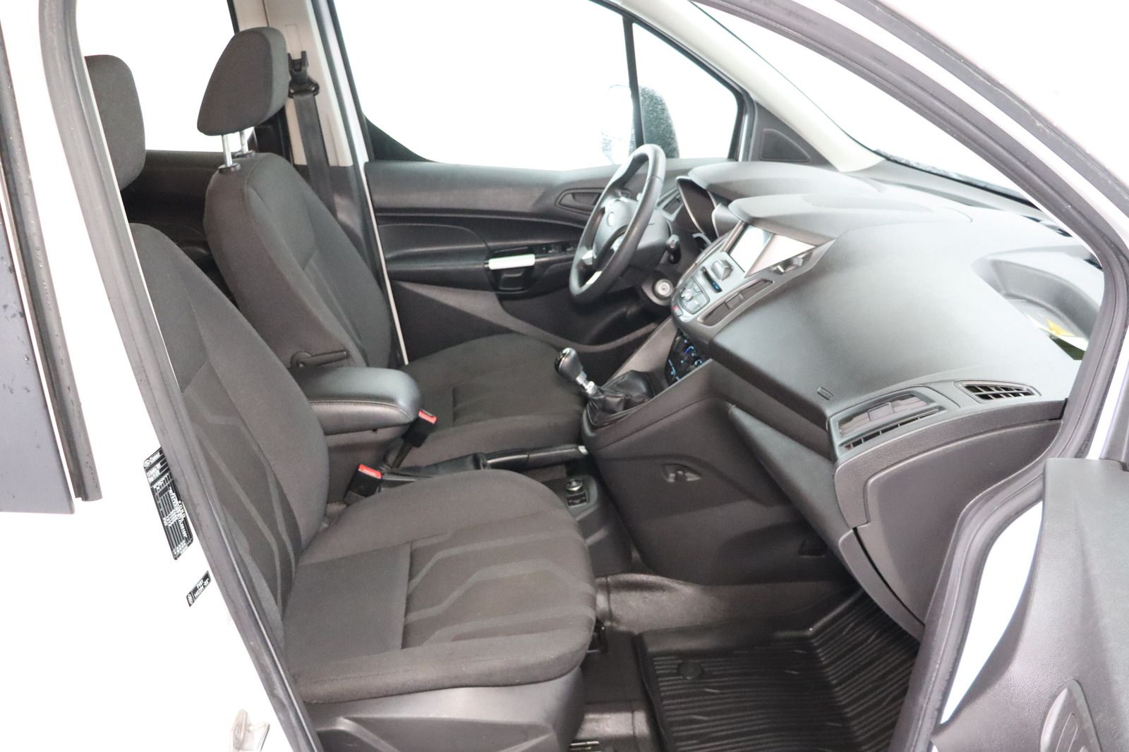 Fahrzeugabbildung Ford Transit Connect * Klima * Navi * RFK * AHK