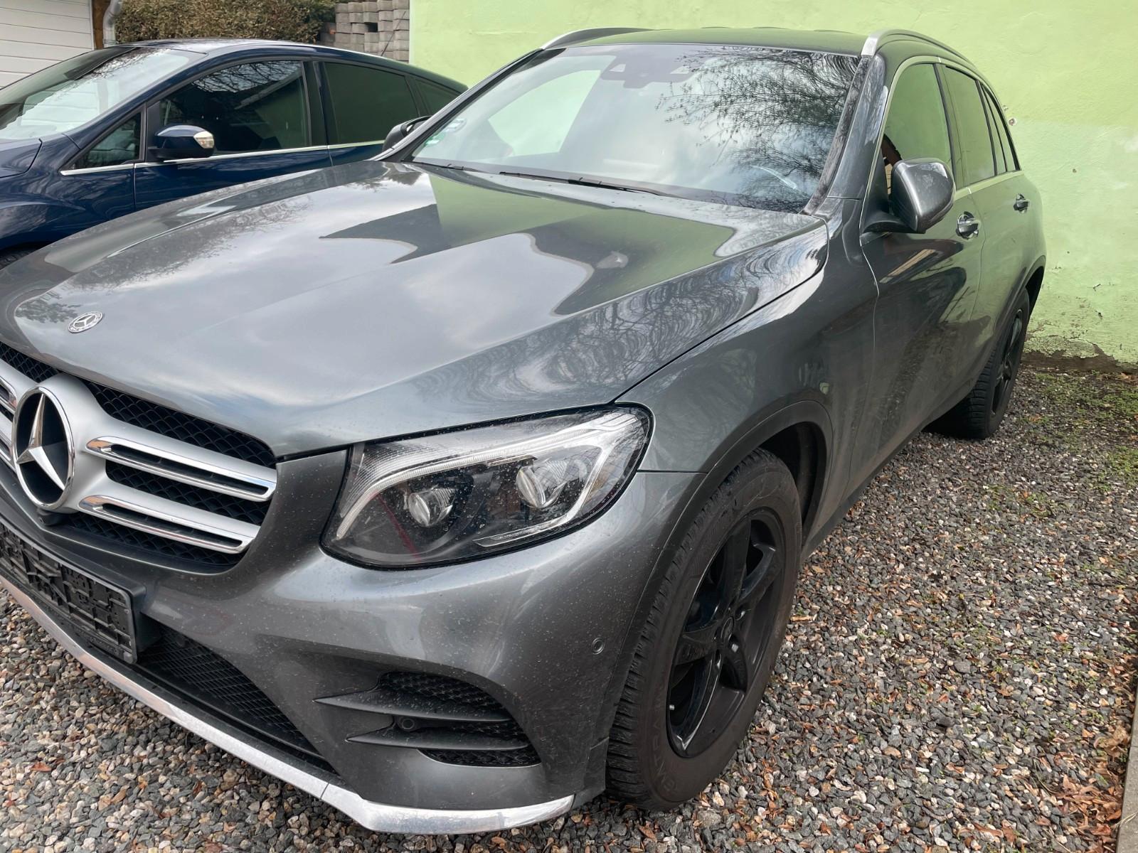 Mercedes-Benz GLC 220  AMG