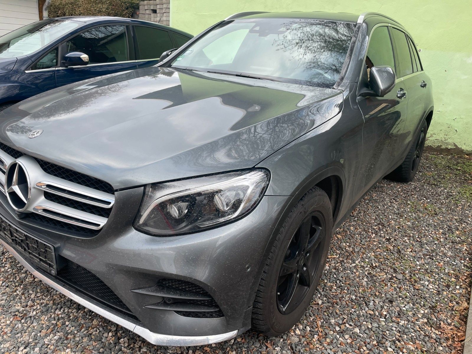 MERCEDES-BENZ GLC 220  AMG