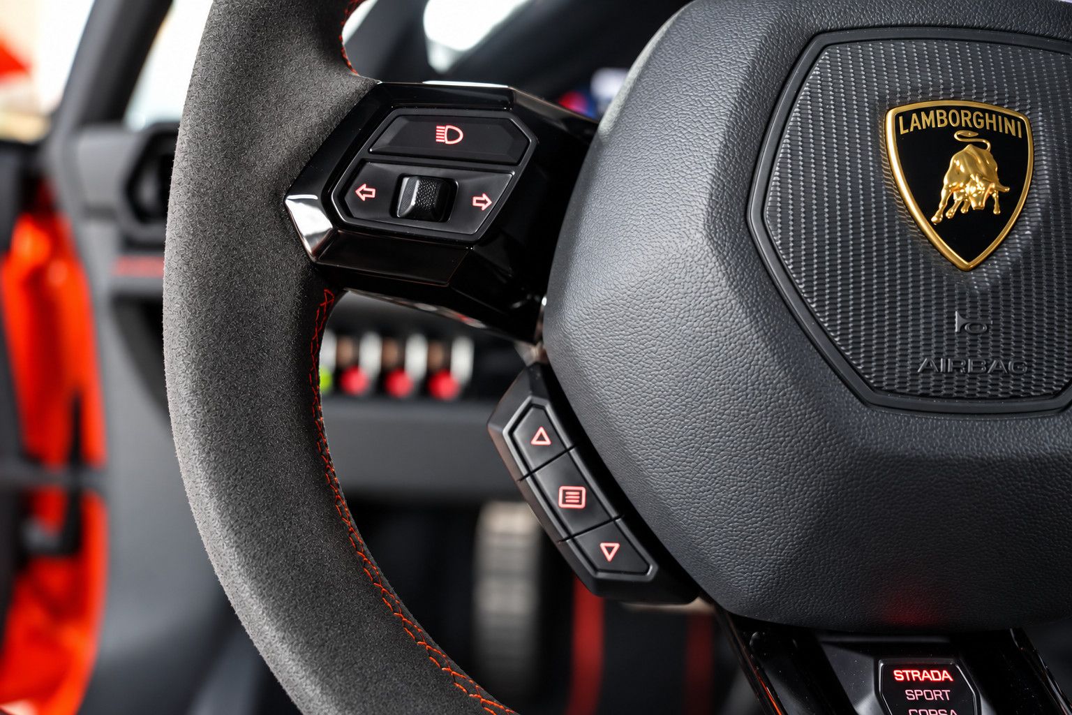 Fahrzeugabbildung Lamborghini Huracán EVO V10 *Lift*Sensonum*Kamera*ACC*SHZ