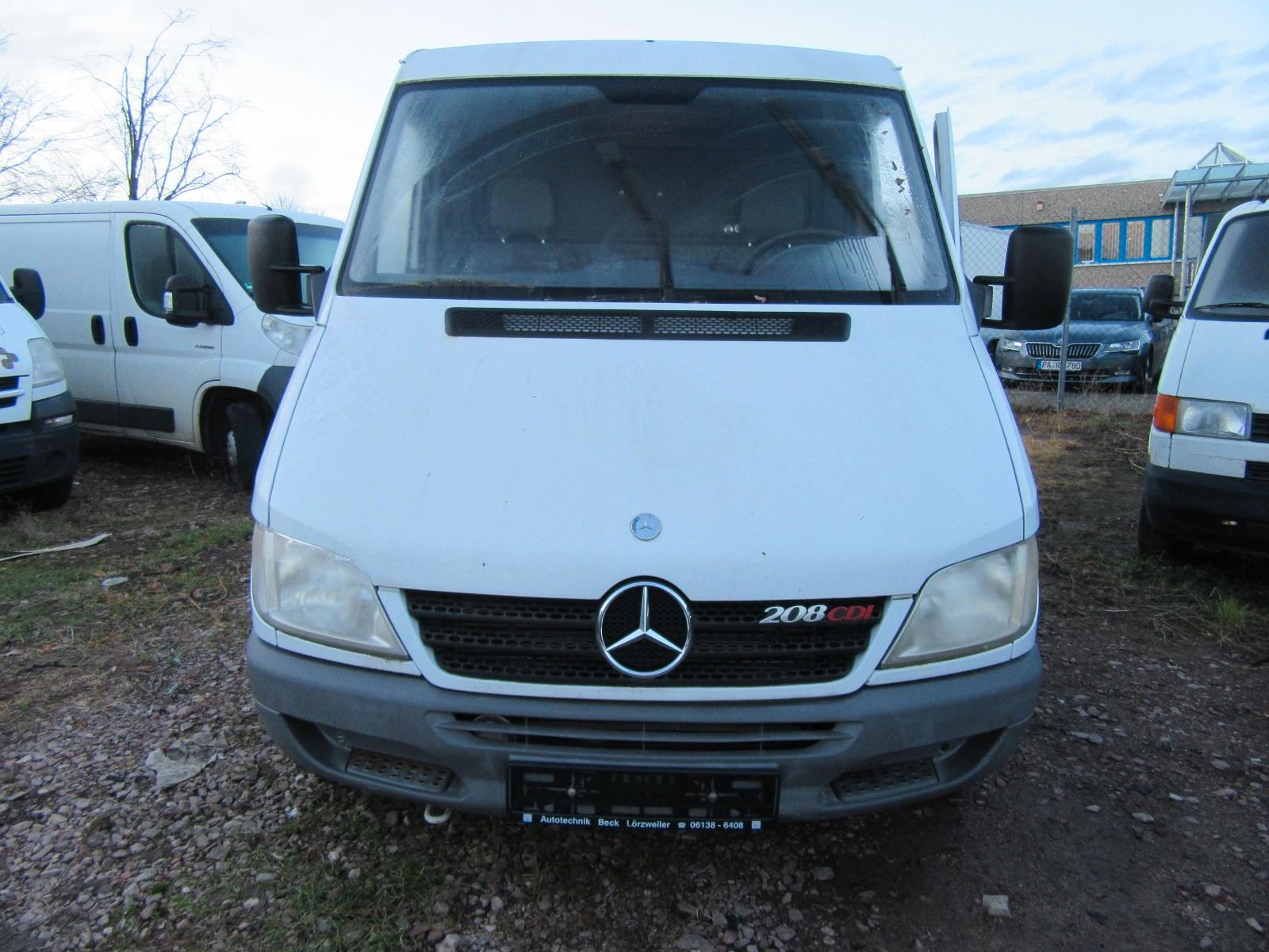 Mercedes-Benz Sprinter Kasten 208 CDI