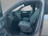 Volvo XC40 B3 Core Automatik LED - silberne Volvo XC40