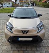 Toyota Aygo X Pulse*Scheckheft*LED*Komfort*SHZ*RCam*ACC - Toyota Aygo (X): Geländewagen