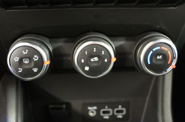 Fahrzeugabbildung Renault Captur TCe 90 *Easy Link*Kamera*