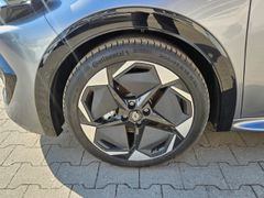 Fahrzeugabbildung Clio VI 160 E-Tech Full Hybrid Techno