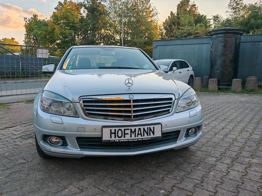 Mercedes-Benz C 230