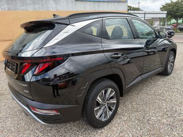 Hyundai TUCSON - 4
