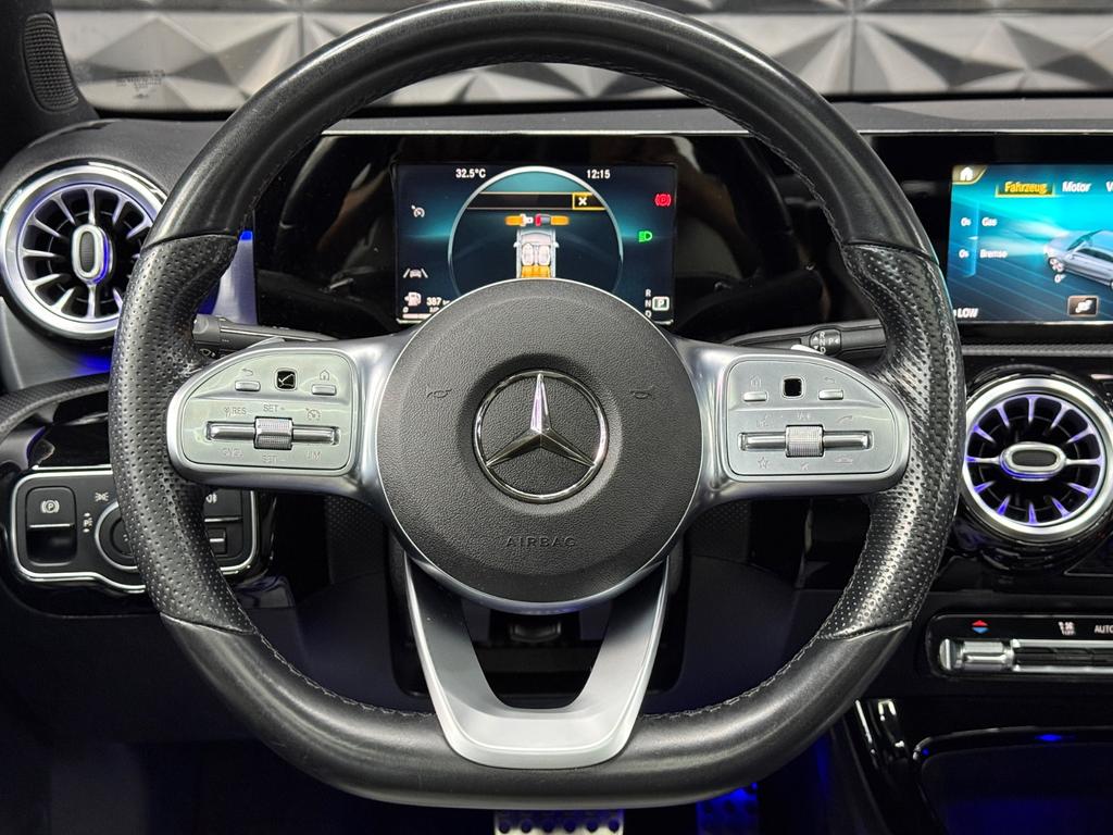 Mercedes-Benz A 180d AMG Limousine, Foto 23 von 50