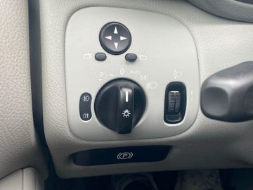 Bild 11 Mercedes-Benz C 180 C Lim. Kompressor AT*KLIMAAT*TMPOM*KAMERA*