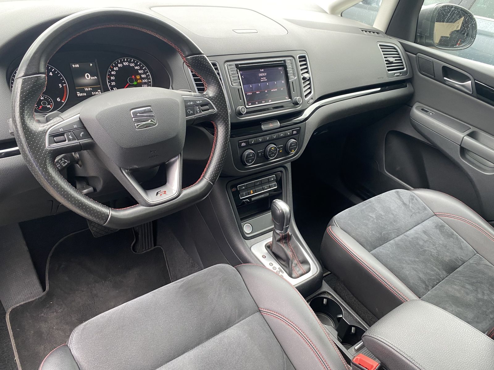 Fahrzeugabbildung SEAT Alhambra 2.0 TDI DSG FR-Line NAV+XEN+AHK+PANO+PP