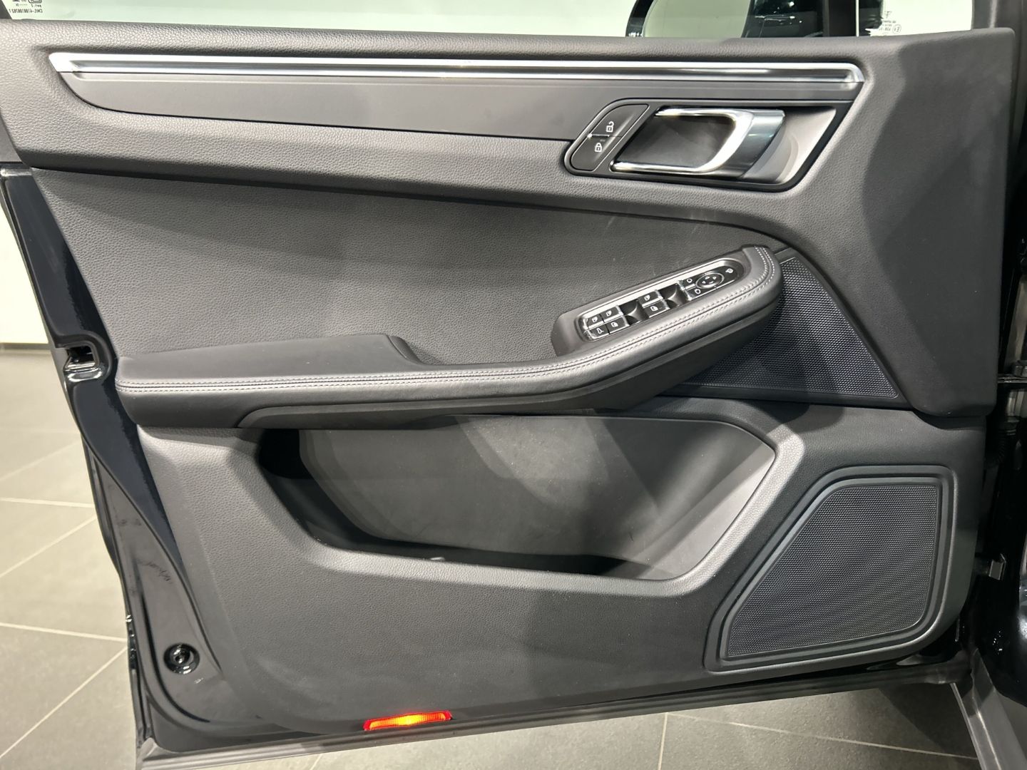 Porsche Macan Panoramadach Rückfahrkamera nur 13.950 km foto 12