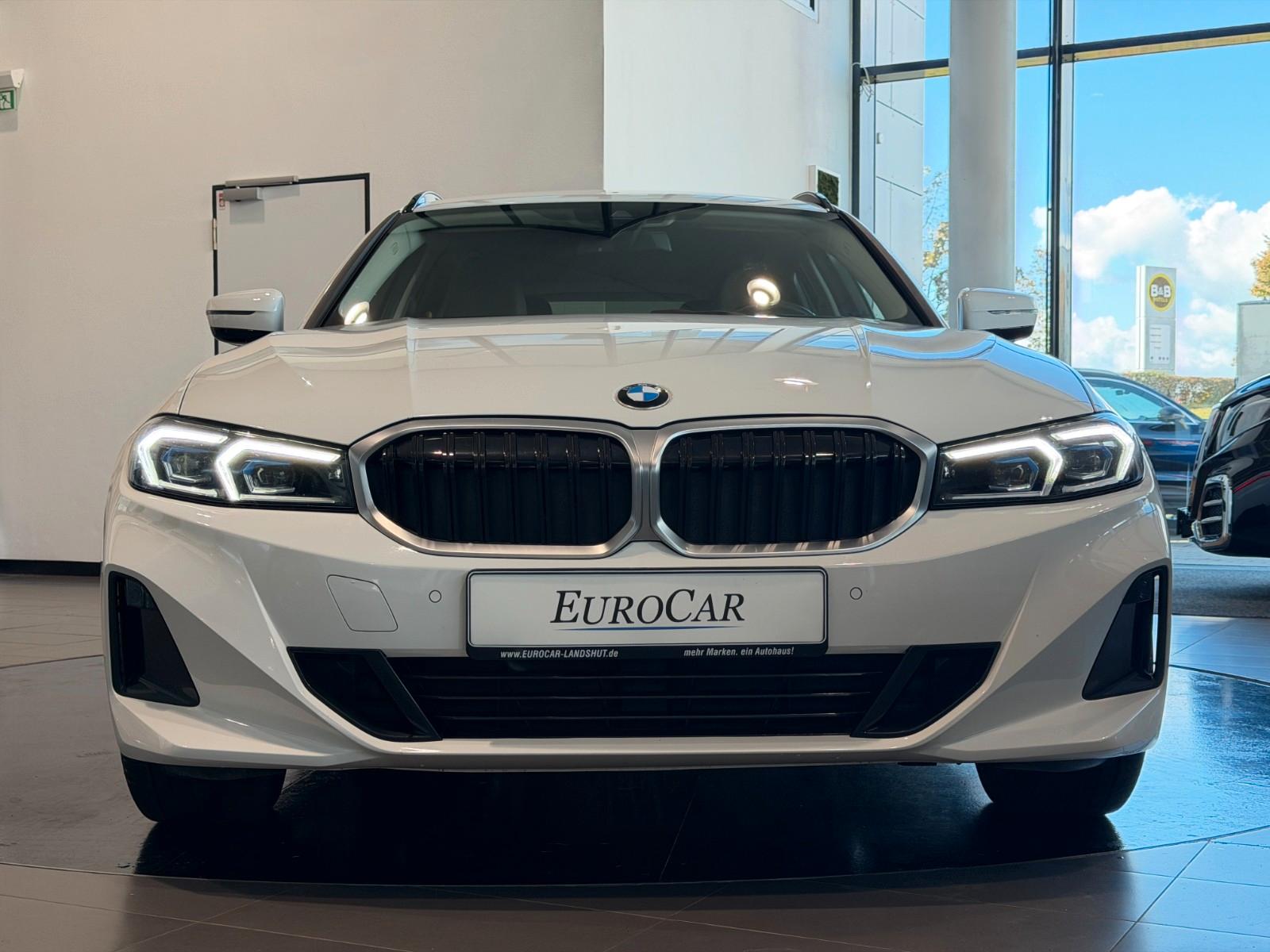 BMW 320 i Touring CockpitProf Memory Sthz Kam HUD AHK, миниатюра 19