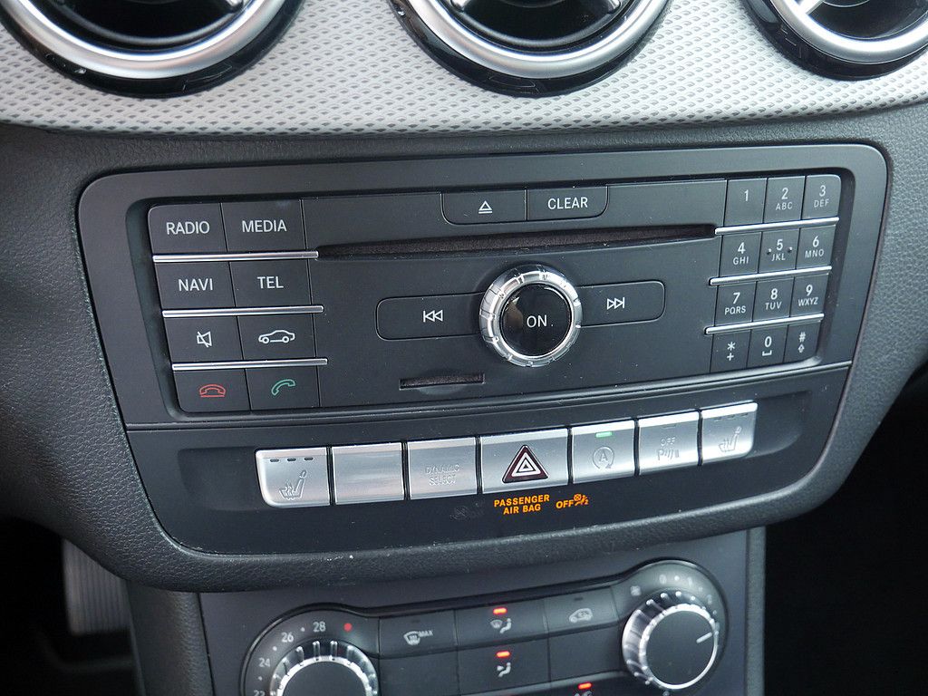 Fahrzeugabbildung Mercedes-Benz B 200 Urban Style Edition SHZ PTS NAVI AHK LED