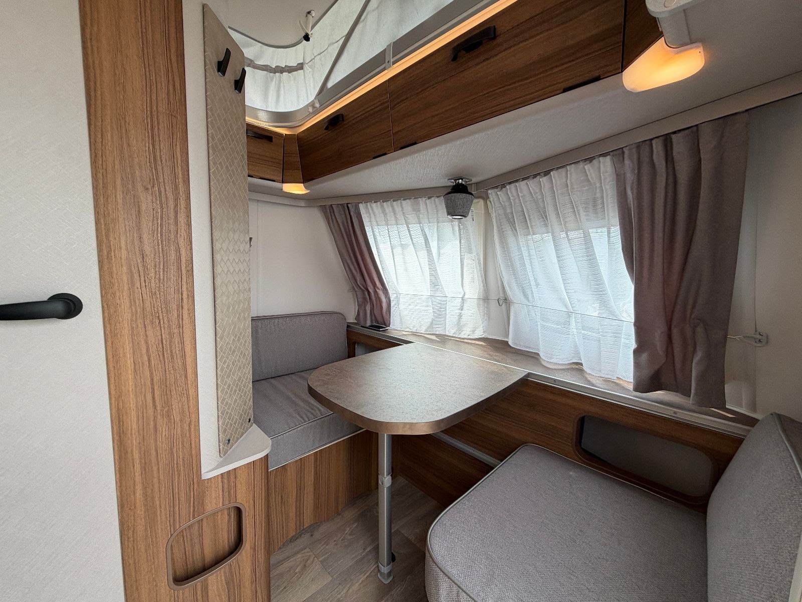 Fahrzeugabbildung HYMER / ERIBA / HYMERCAR Touring 430 - 7.249€ Sparen!