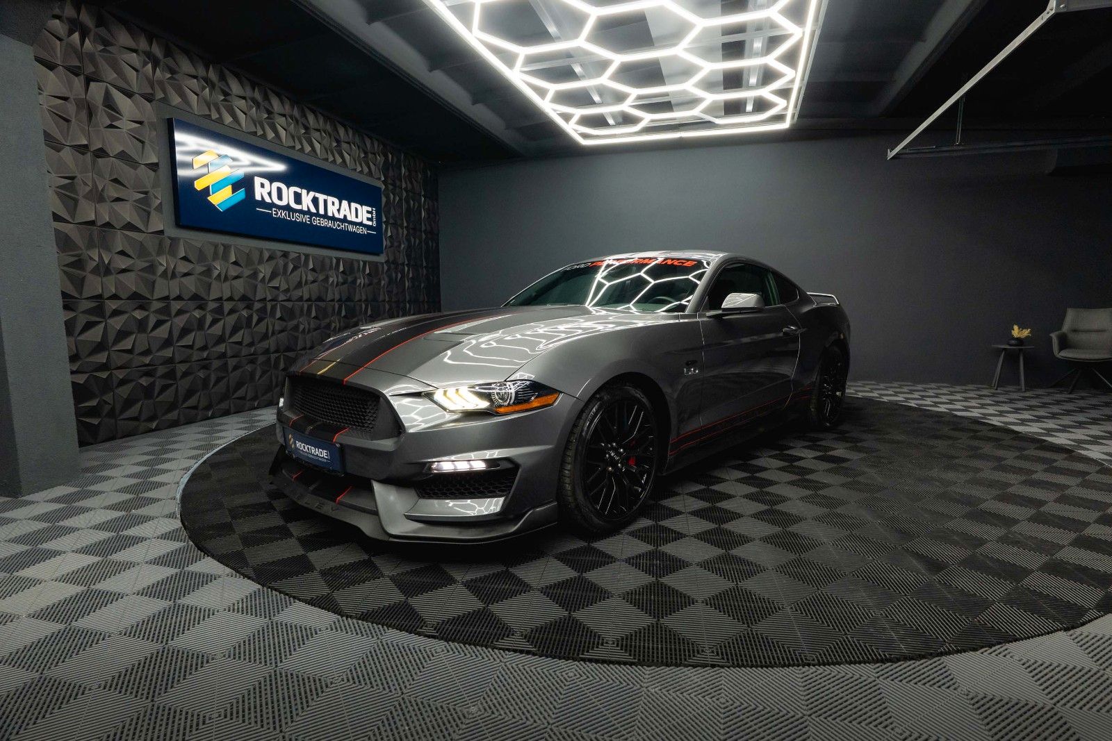 Fahrzeugabbildung Ford Mustang Shelby GT 500 5.0 V8 Performance CarPlay