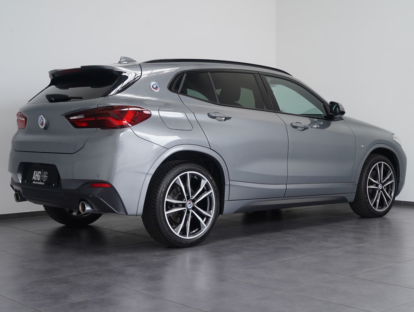 Fahrzeugabbildung BMW X2 sDrive 20 i M Sport LED/HEADUP/KEYLESS/KAMERA