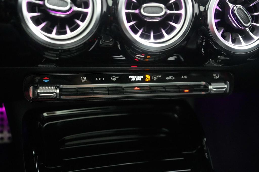 Mercedes-Benz CLA 45 AMG Shooting Brake