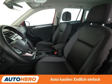 Volkswagen Tiguan - 10