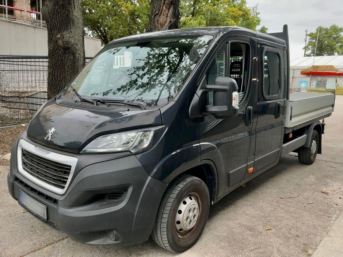 Peugeot Boxer 2.2 L3 Doka BlueHDi 1 .Hand 7 Sitze