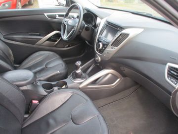 Hyundai Veloster Premium Leder + PDC + Schiebed.+ NAVI