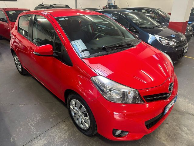 Toyota Yaris 1.0 5 porte