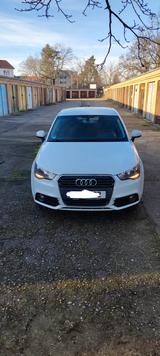 Audi A1 1.6 TDI 66kW Attraction Sportback Attraction - Audi A1 Gebrauchtwagen in Leipzig