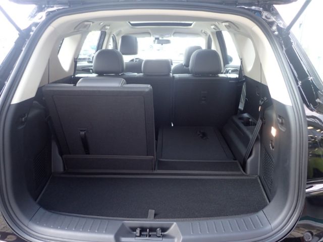 Fahrzeugabbildung DFSK Fengon 580 Glory Intelligent 7Sitzer 360°Cam LED