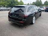 Mercedes-Benz E 400 E T-Modell D AMG 4Matic/PANO/HUD/DISTR/360 - Mercedes-Benz E 400 mit Diesel-Antrieb: Automatik
