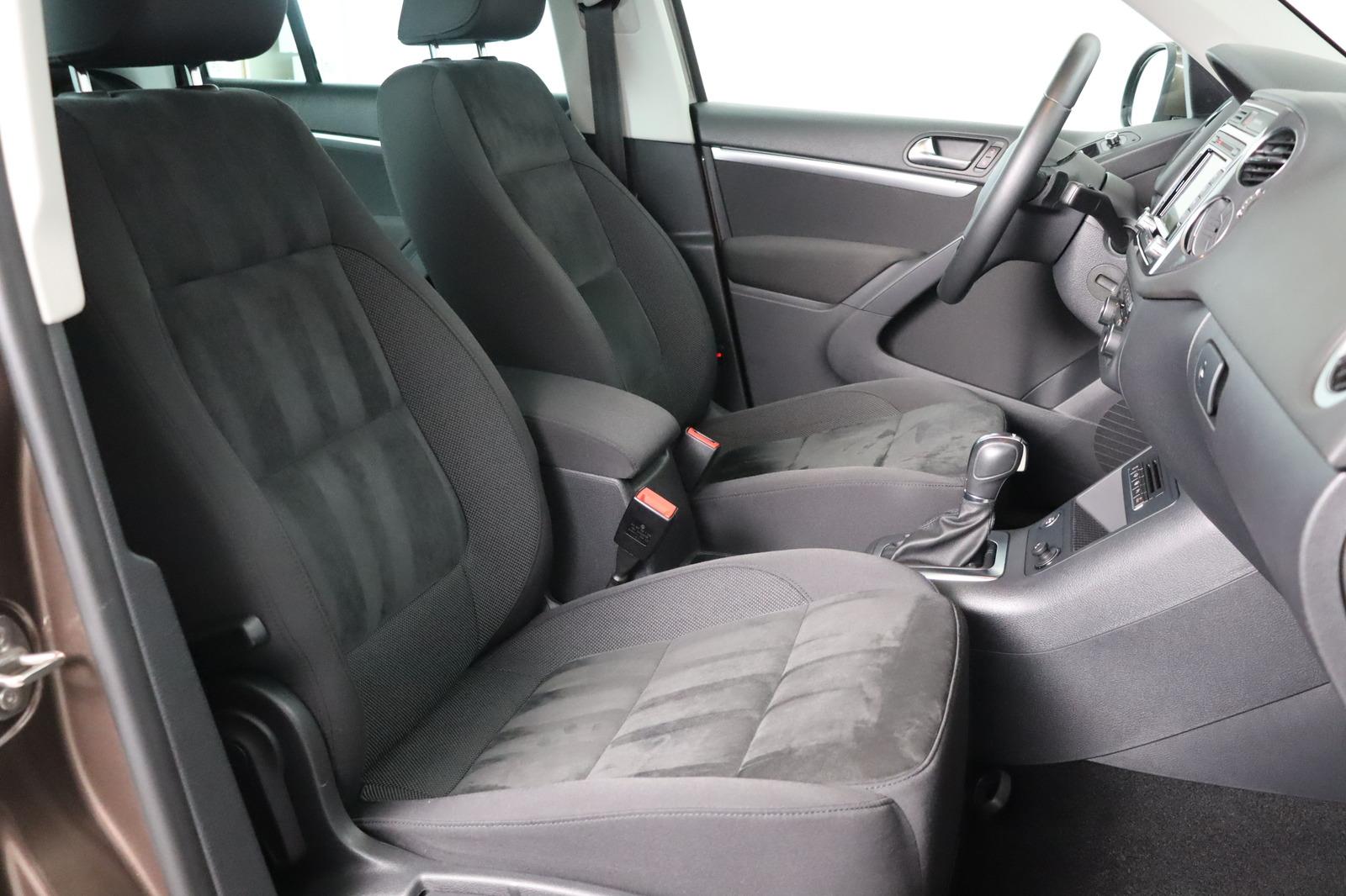 Volkswagen Tiguan * Pano * Navi * Xenon * Parkassistent Tra